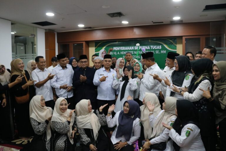 Khotmil Qur’an Menjadi Simbol Penghormatan dan Doa untuk Kabag Perencanaan dan Keuangan Setkab Kukar yang Purna Tugas.